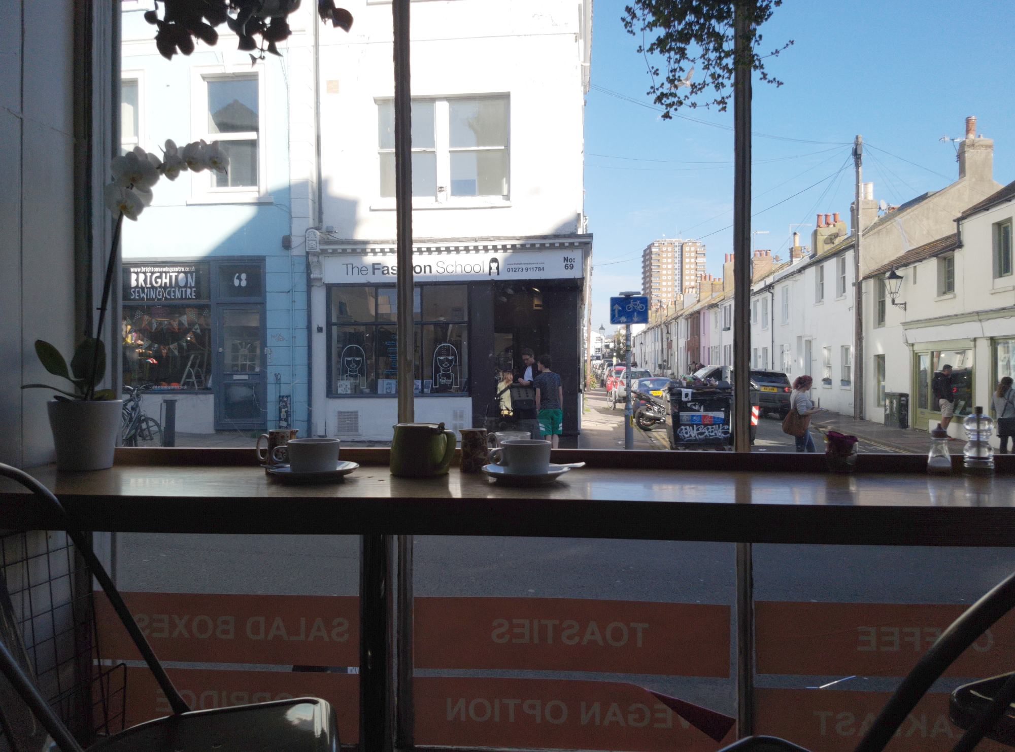 there's those high chairs at the window